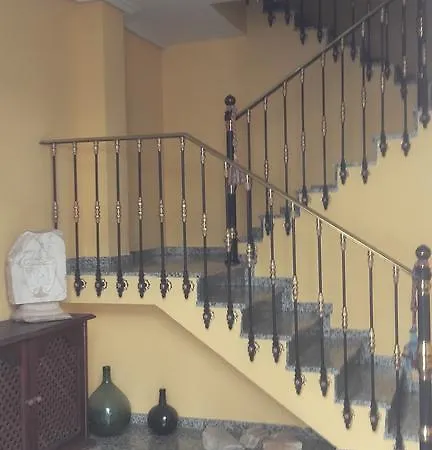 Casa Turistica Termas Aparcamiento Y Desayuno Incluido * Μέριδα