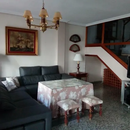 Casa Turistica Termas Aparcamiento Y Desayuno Incluido Mérida