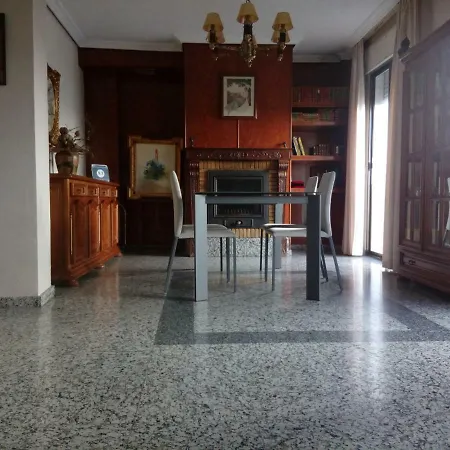 Casa Turistica Termas Aparcamiento Y Desayuno Incluido