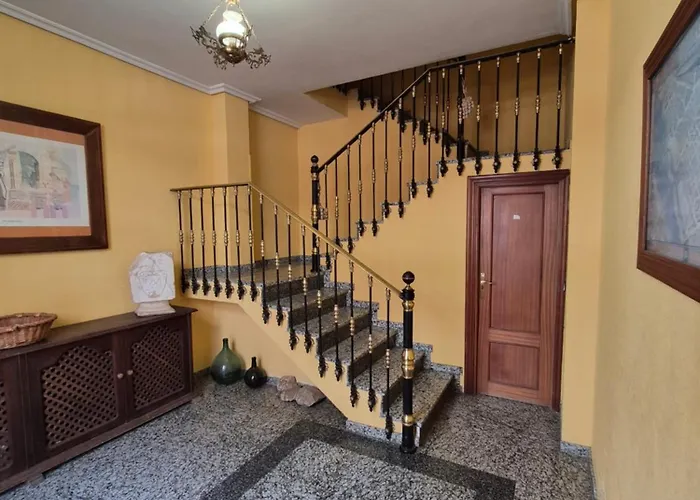 Casa Turistica Termas Aparcamiento Y Desayuno Incluido * Мерида