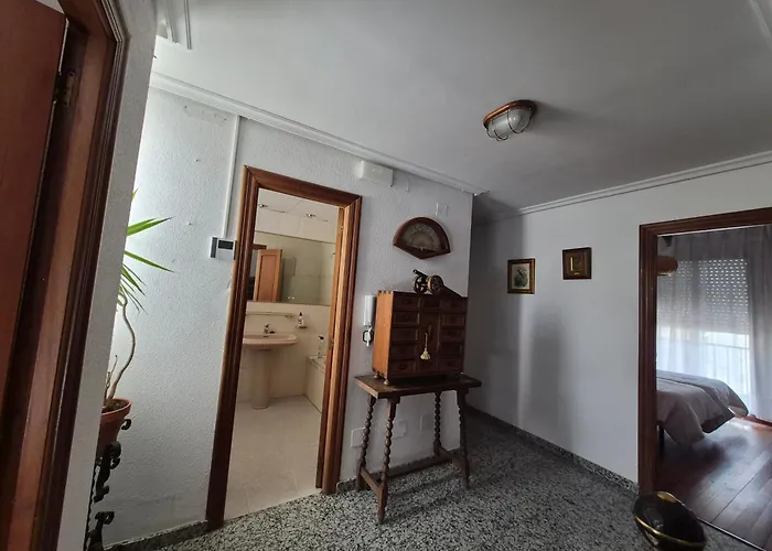 Дом отдыха Casa Turistica Termas Aparcamiento Y Desayuno Incluido