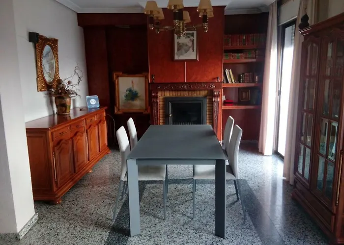 Casa Turistica Termas Aparcamiento Y Desayuno Incluido Мерида